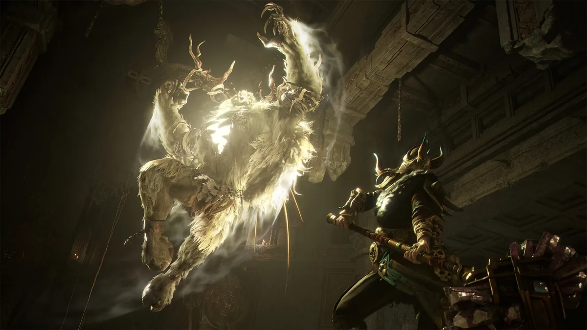 Mistfall Hunter Steam screenshot of a hunter confronting a large creature inside a stone chamber